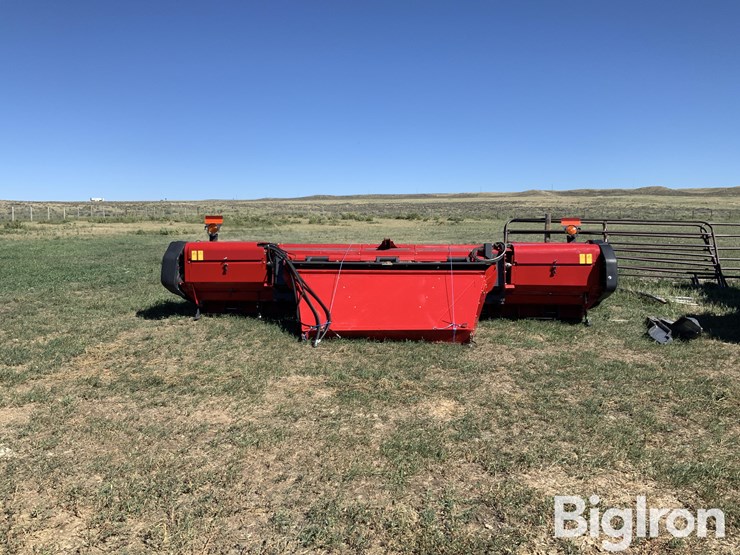 2018-massey-ferguson-9226-image-6