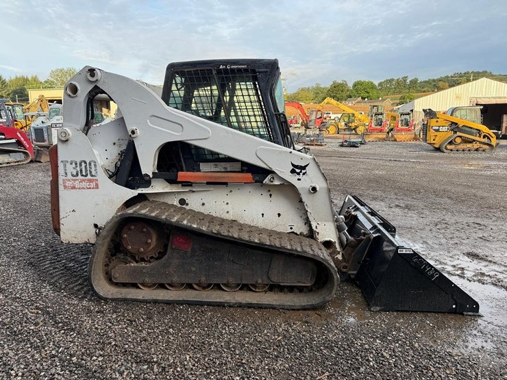 2006-bobcat-t300-image-5