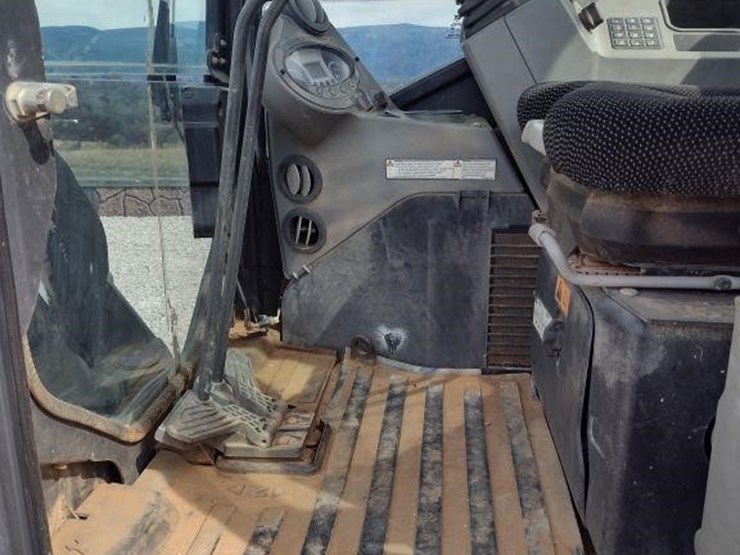 2019-bobcat-e35-image-12
