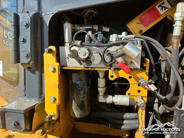 john-deere-10-image-57