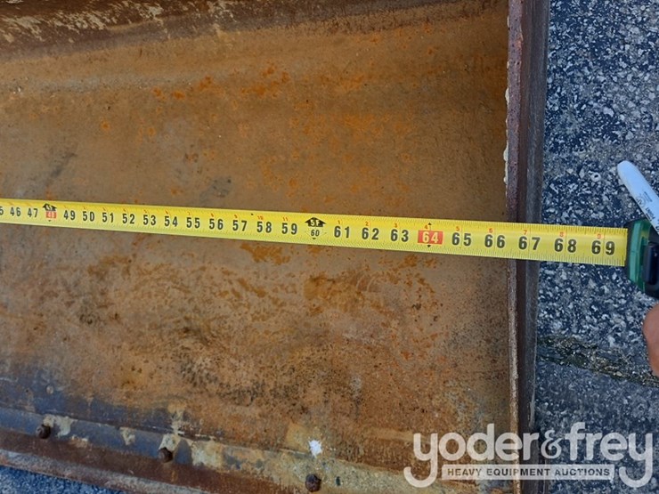 2019-deere-317g-image-45