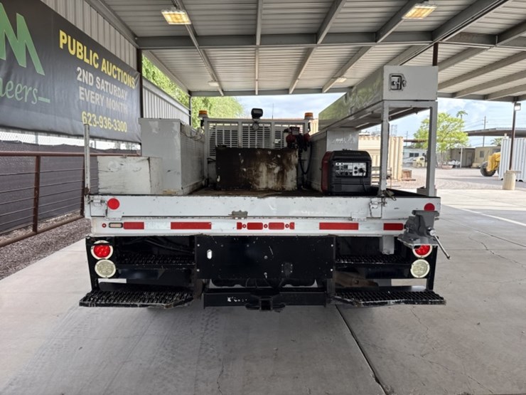 2019-ford-f550-image-10