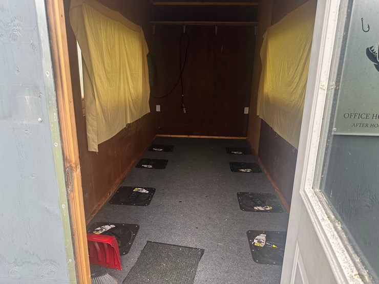 #1340-•-8-hole-ice-shack-(located-in-osseo,-wi)-image-8