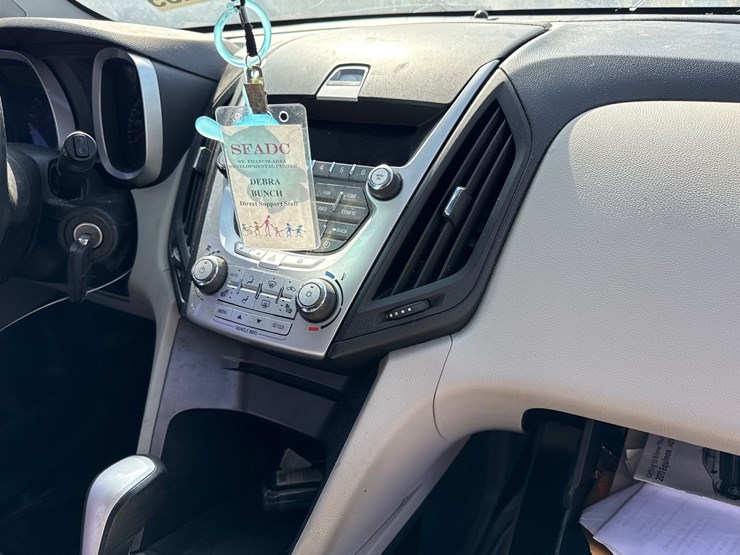 2011-chevrolet-equinox-image-24