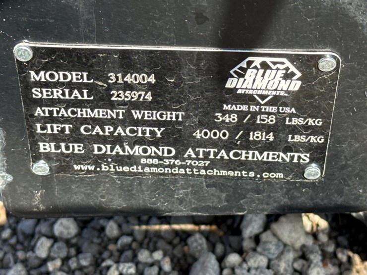 #2049-•-blue-diamond-48"-skid-steer-pallet-forks-image-3