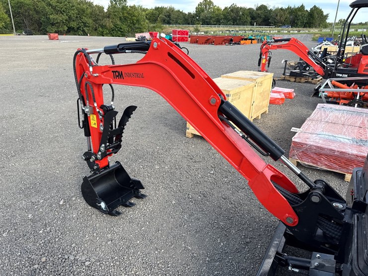 #1073-•-2026-tpm-18hh-mini-excavator-image-8