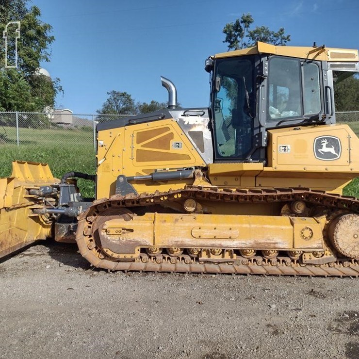 2021 DEERE 750L LGP