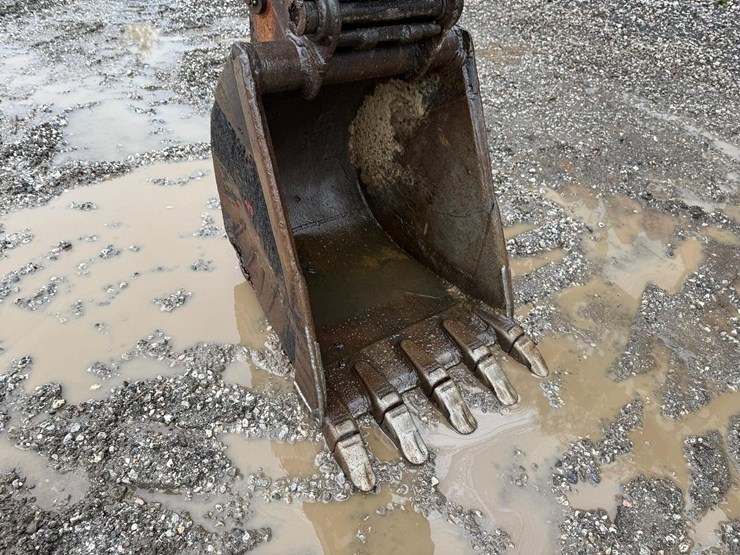 2012-kubota-kx080-3-image-8