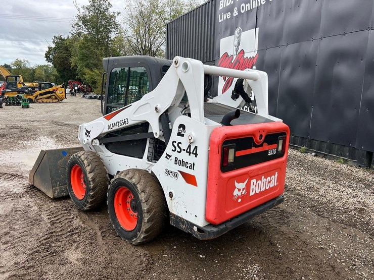 2018-bobcat-s570-image-4