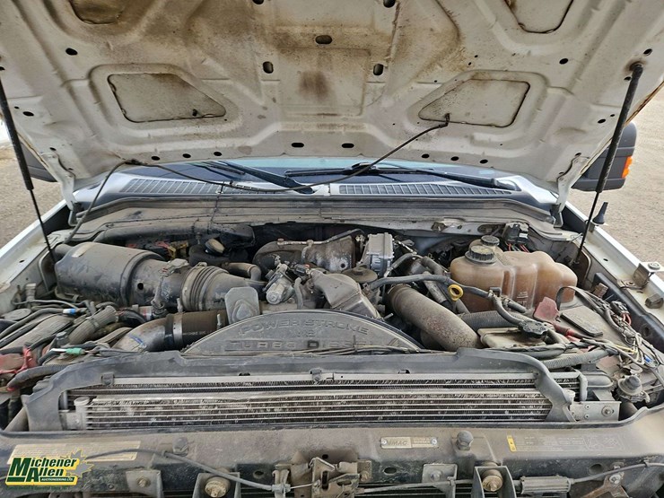 2009-ford-f550-image-23