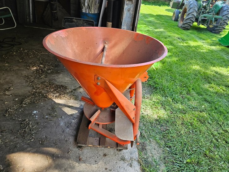 #8733-•-icam-250-cone-seeder-image-6