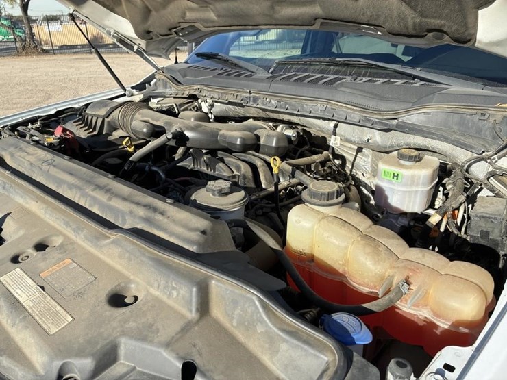 2018-ford-f550-xlt-image-11