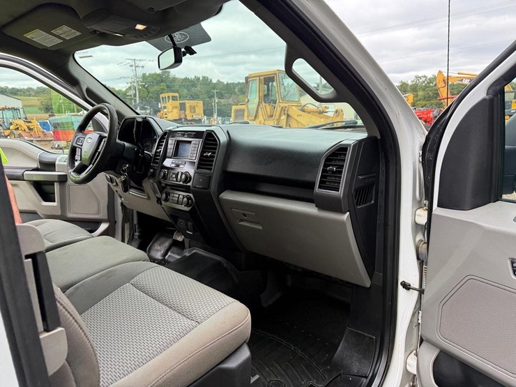 2018-ford-f150-image-12