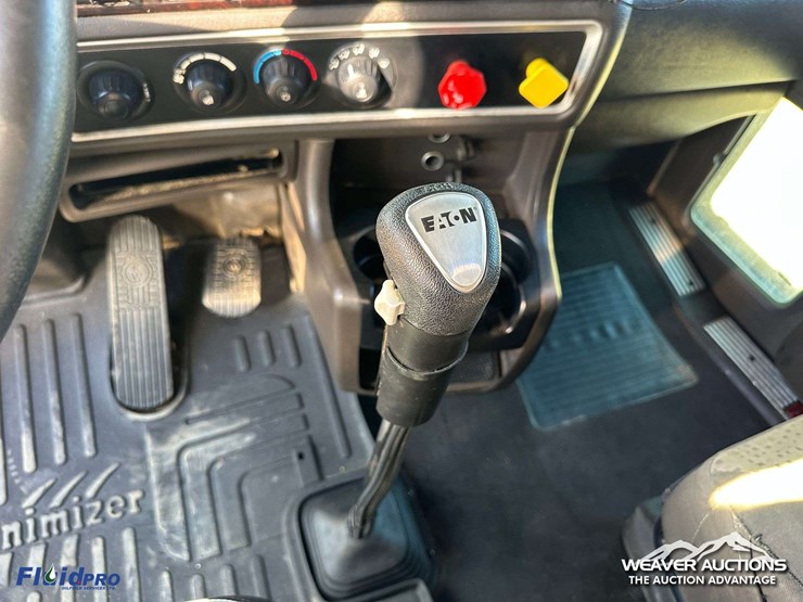 kenworth-t800-image-26