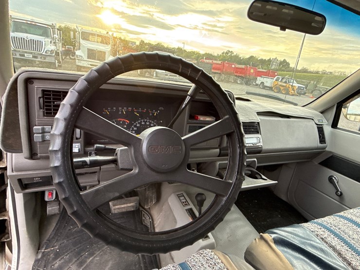 1994-gmc-2500-image-18