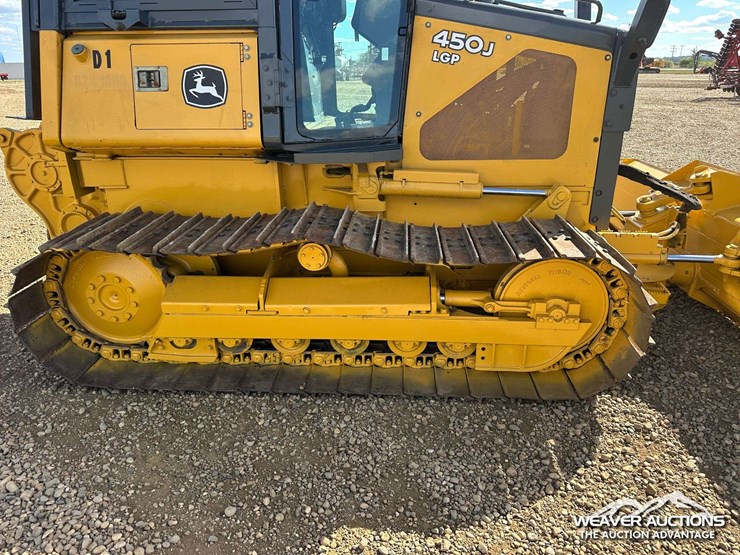 john-deere-8-image-19