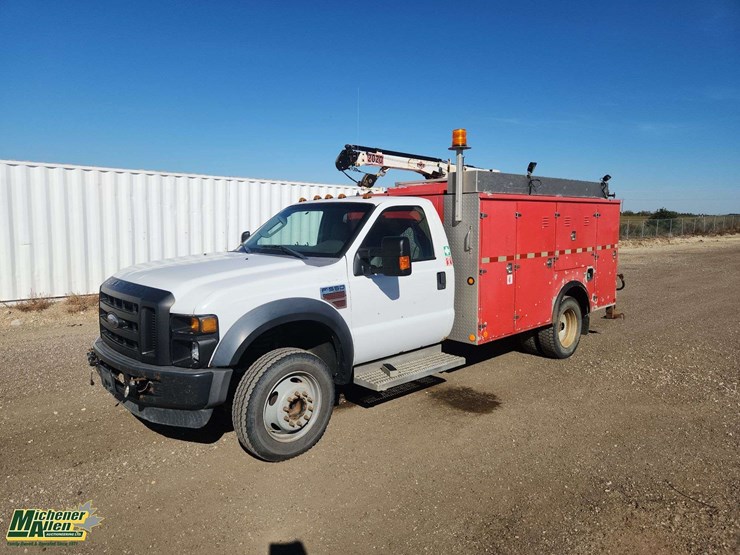 2009-ford-f550-image-1
