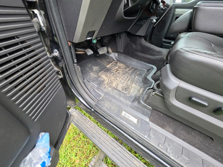 2012-ford-f250-image-38