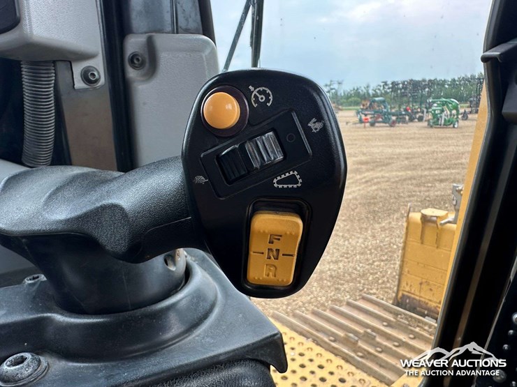 2018-caterpillar-d6t-lgp-image-15