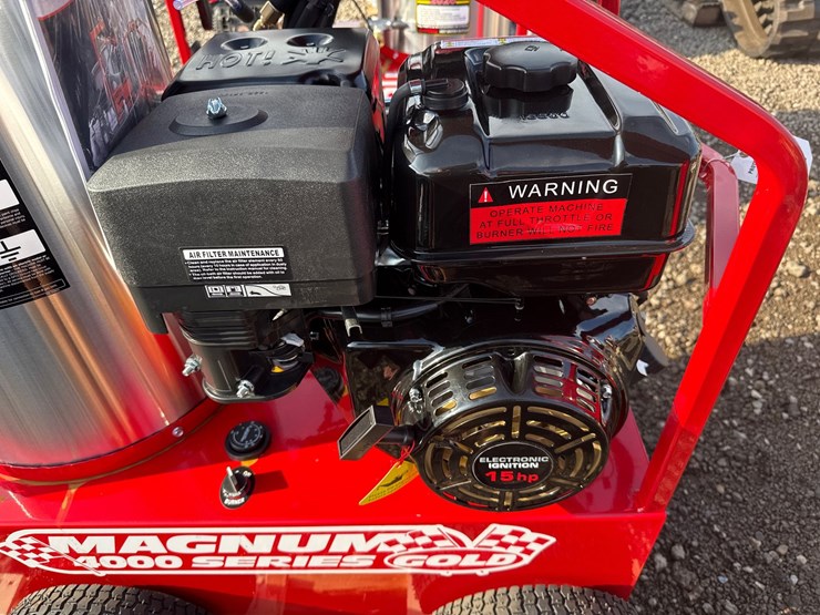 #2058-•-magnum-4000-series-heated-pressure-washer-image-3
