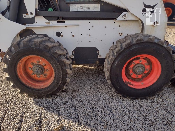 2009-bobcat-s250-image-23