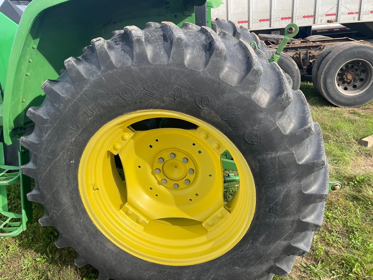 john-deere-6405-image-7