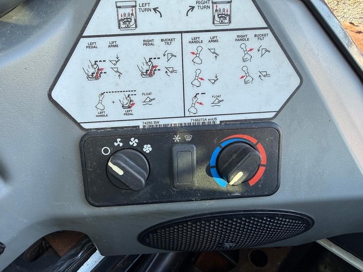 2018-bobcat-s550-image-17
