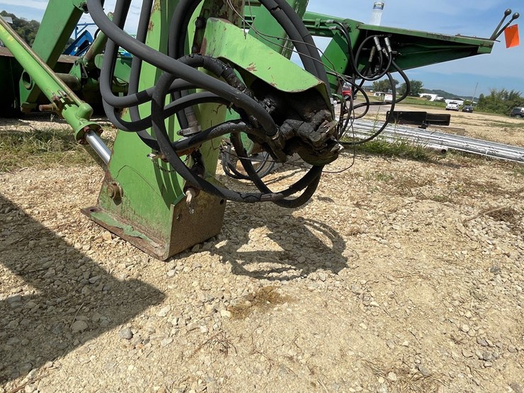 #1326-•-john-deere-j145-loader-with-bucket-image-18