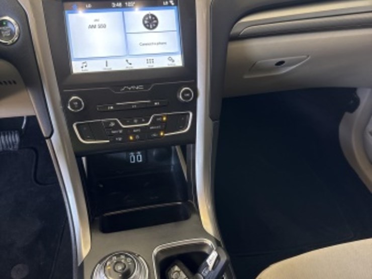 2019-ford-fusion-sdn-image-20