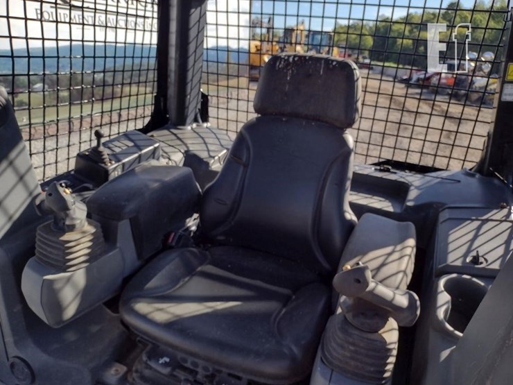 2018-caterpillar-d5k2-xl-image-13