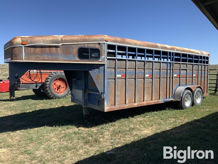 1994-pro-western-t/a-gooseneck-livestock-trailer-image-8