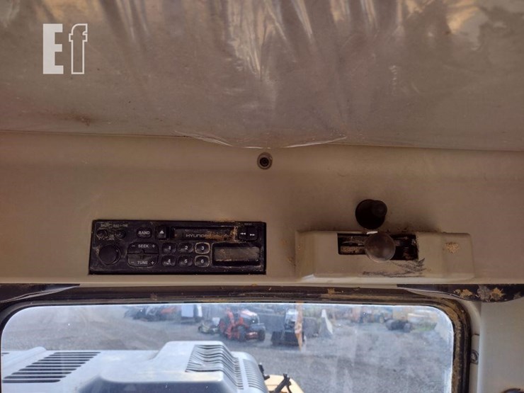 hyundai-robex-210-lc-7-image-10