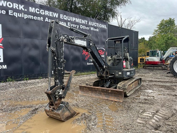 2017-bobcat-e50-image-2