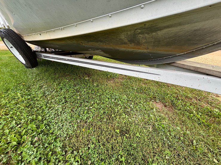 #1318-•-1989-16'-alumacraft-boat-(has-wi-title)-image-59