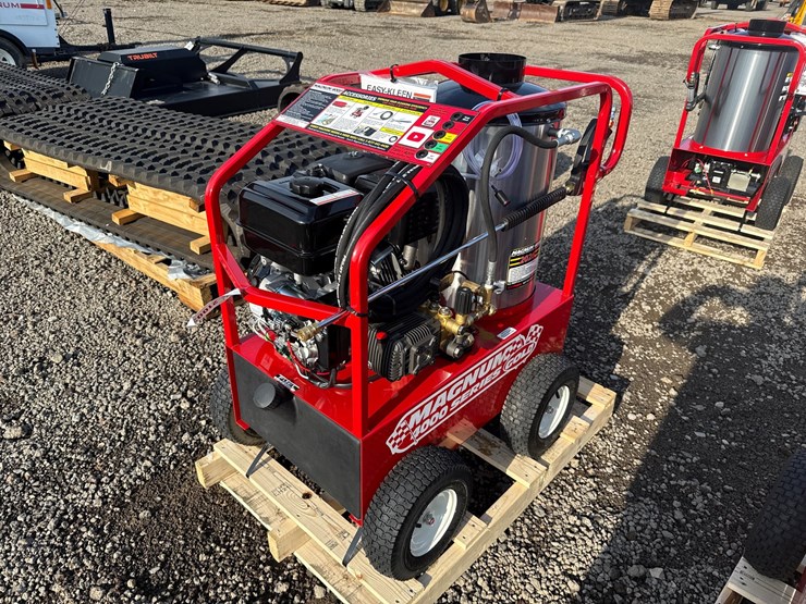 #2059-•-magnum-4000-series-heated-pressure-washer-image-3