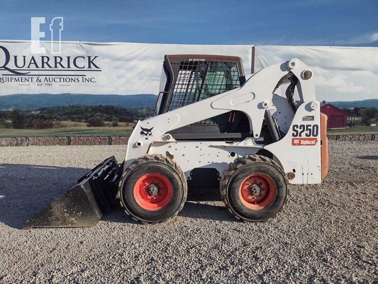 2009-bobcat-s250-image-1
