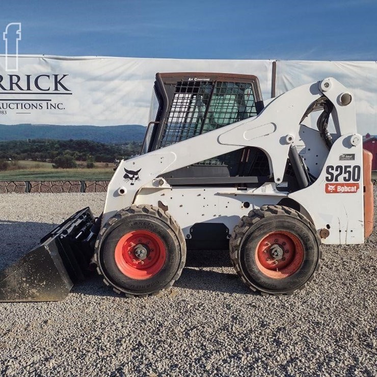 2009 BOBCAT S250