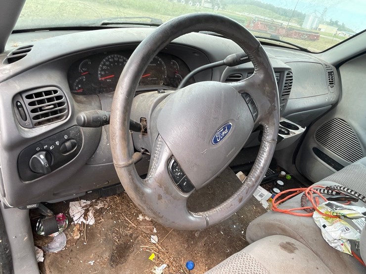 2003-ford-f150-image-31