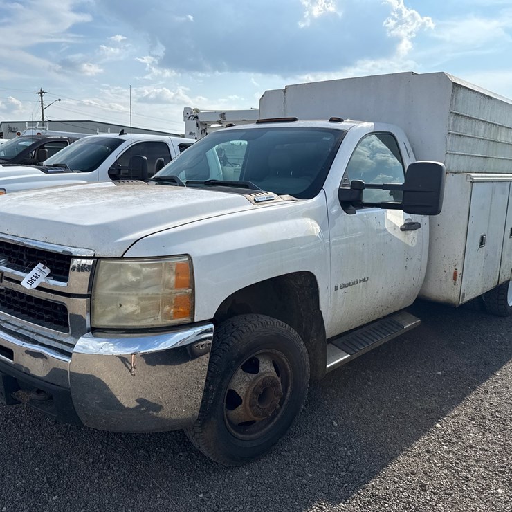 2008 CHEVROLET 3500