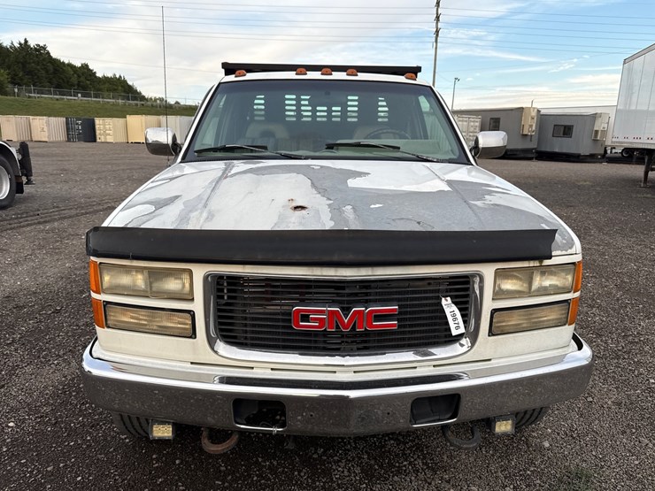 1994-gmc-2500-image-2
