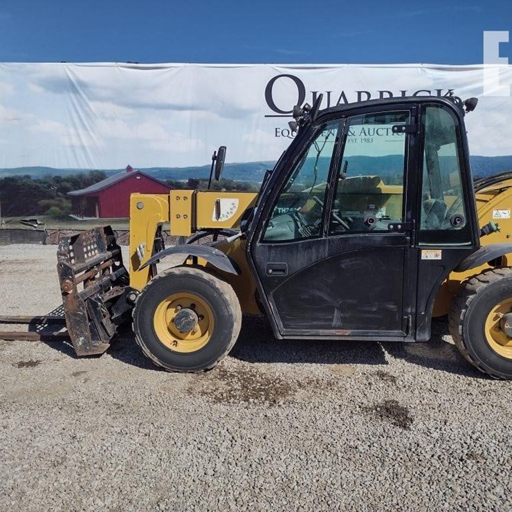 2011 CATERPILLAR TH255