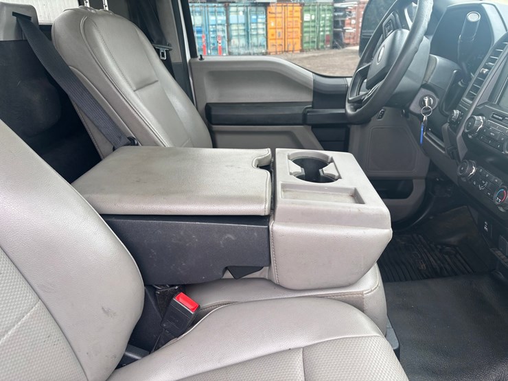 2022-ford-f250-image-39