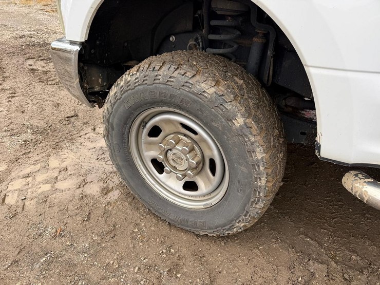 2017-ford-f350-image-40
