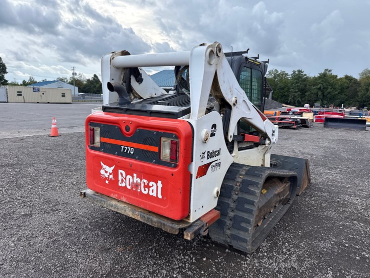 2020-bobcat-t770-image-7