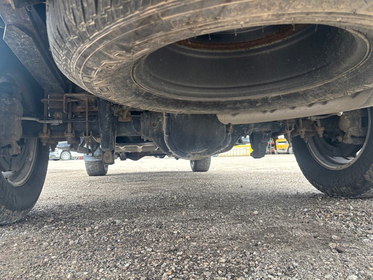 2022-ford-f250-image-75