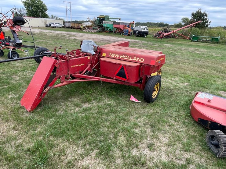 new-holland-hayliner-273-image-5