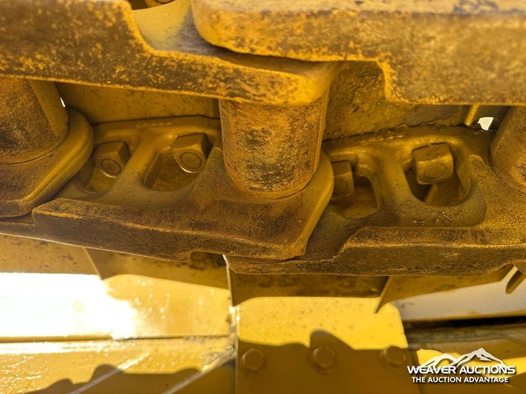 caterpillar-d6d-image-30