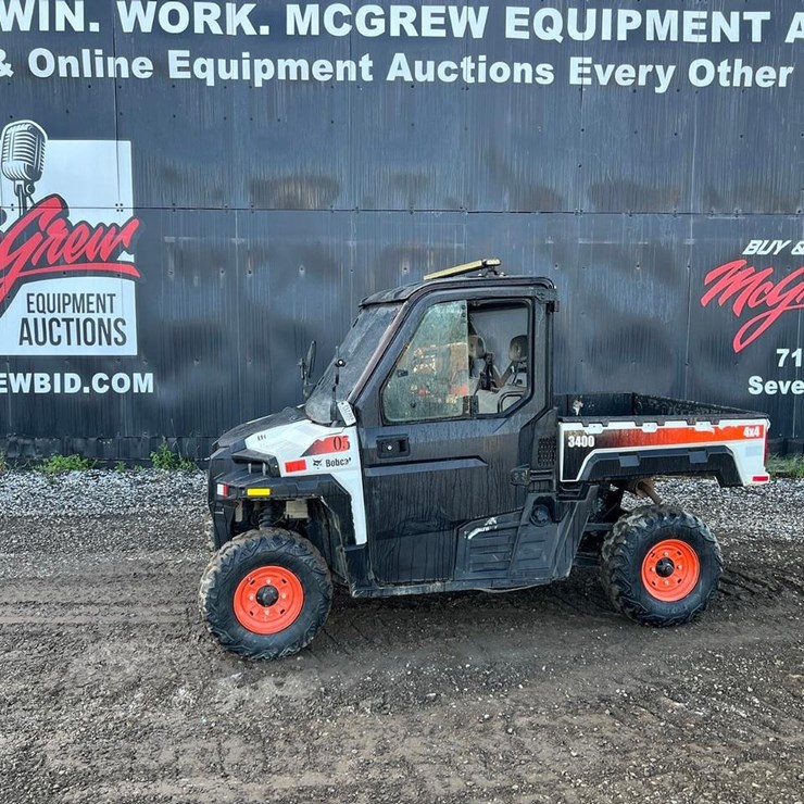 2017 BOBCAT 3400