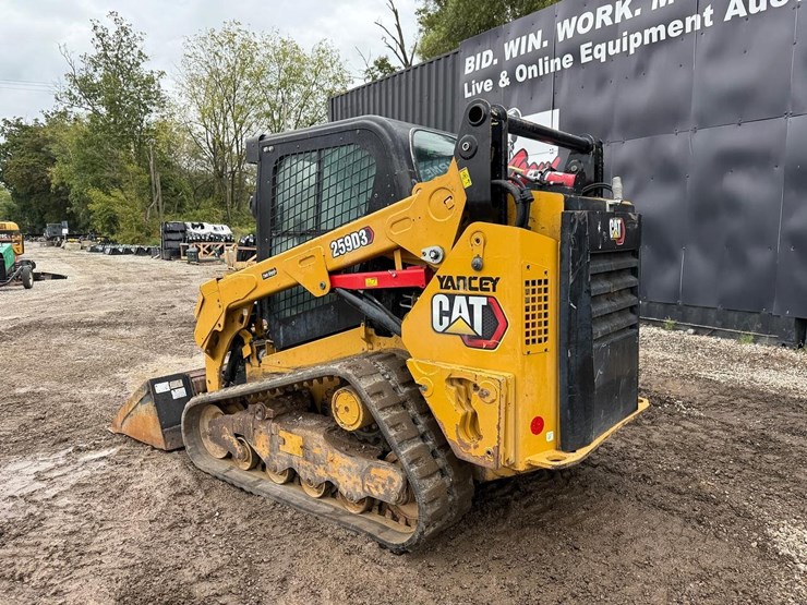 2023-caterpillar-259d3-image-2