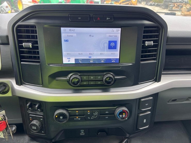 2022-ford-f150-image-21